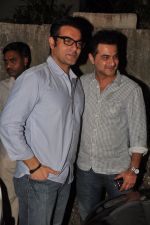 Arbaaz Khan, Sanjay Kapoor at Dabangg 2 screening in Ketnav, Mumbai on 17th Dec 2012 (24).JPG